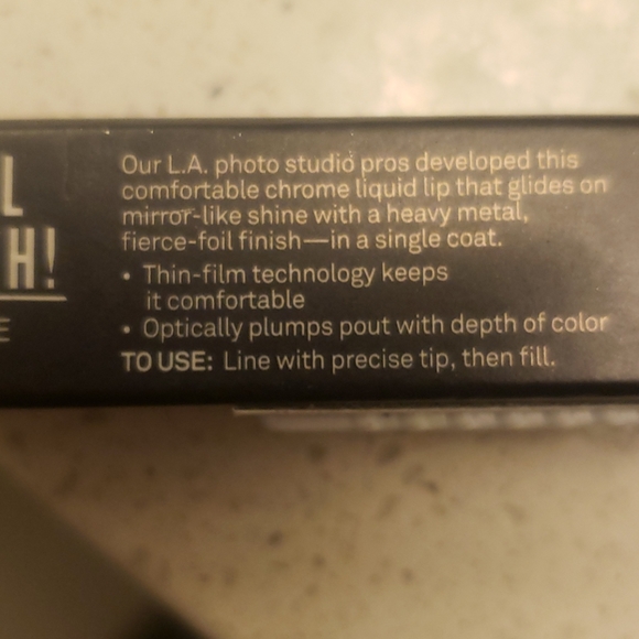 Smashbox Be Legendary Liquid Metal Iced Out - Picture 2 of 3